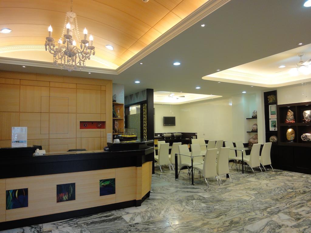 陶陶居商旅 Tautauchu Hotel Hualien City Ngoại thất bức ảnh
