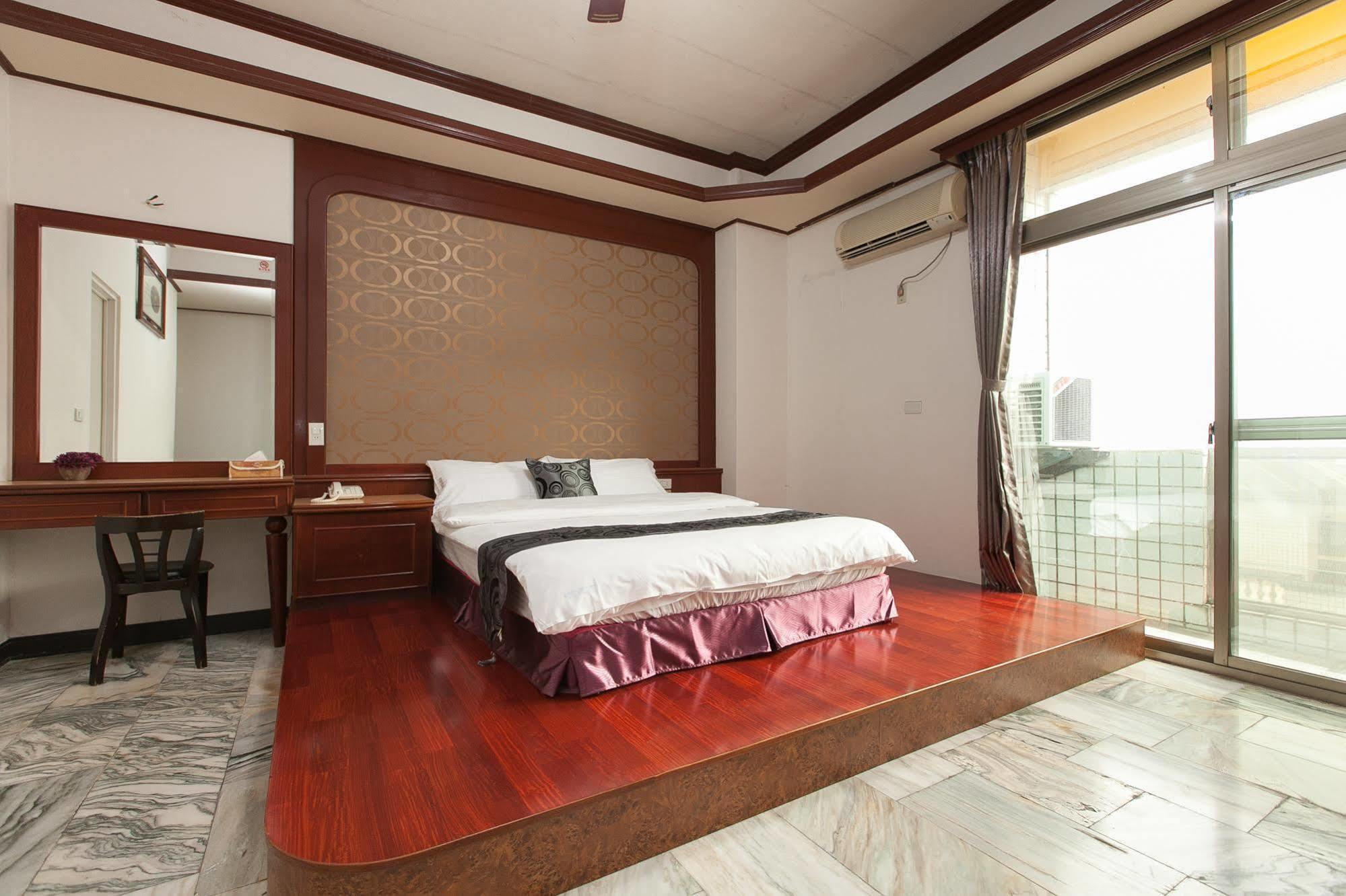 陶陶居商旅 Tautauchu Hotel Hualien City Ngoại thất bức ảnh