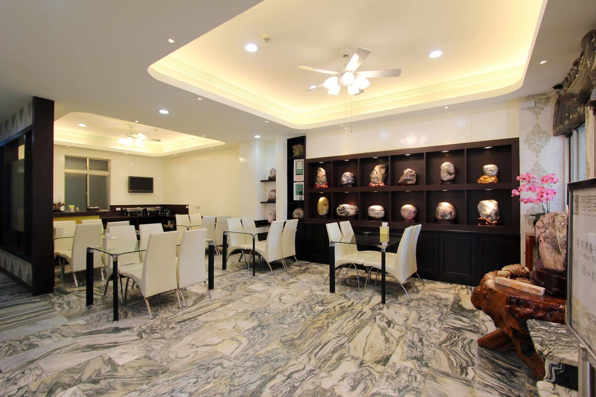 陶陶居商旅 Tautauchu Hotel Hualien City Ngoại thất bức ảnh