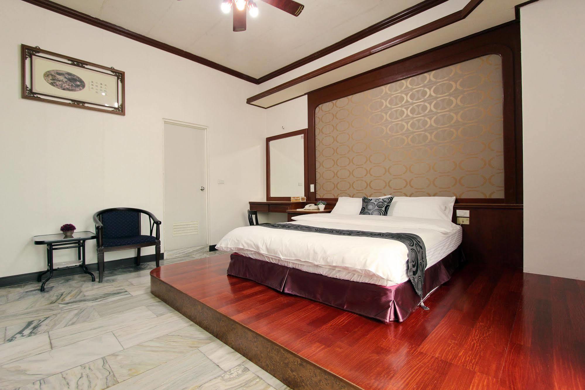 陶陶居商旅 Tautauchu Hotel Hualien City Ngoại thất bức ảnh