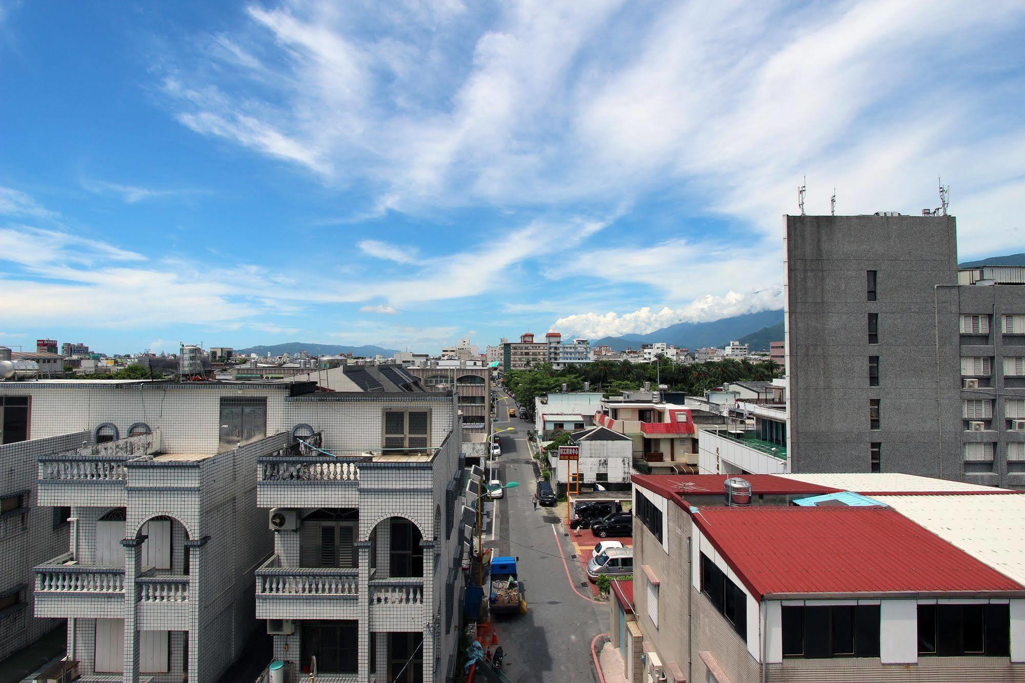 陶陶居商旅 Tautauchu Hotel Hualien City Ngoại thất bức ảnh